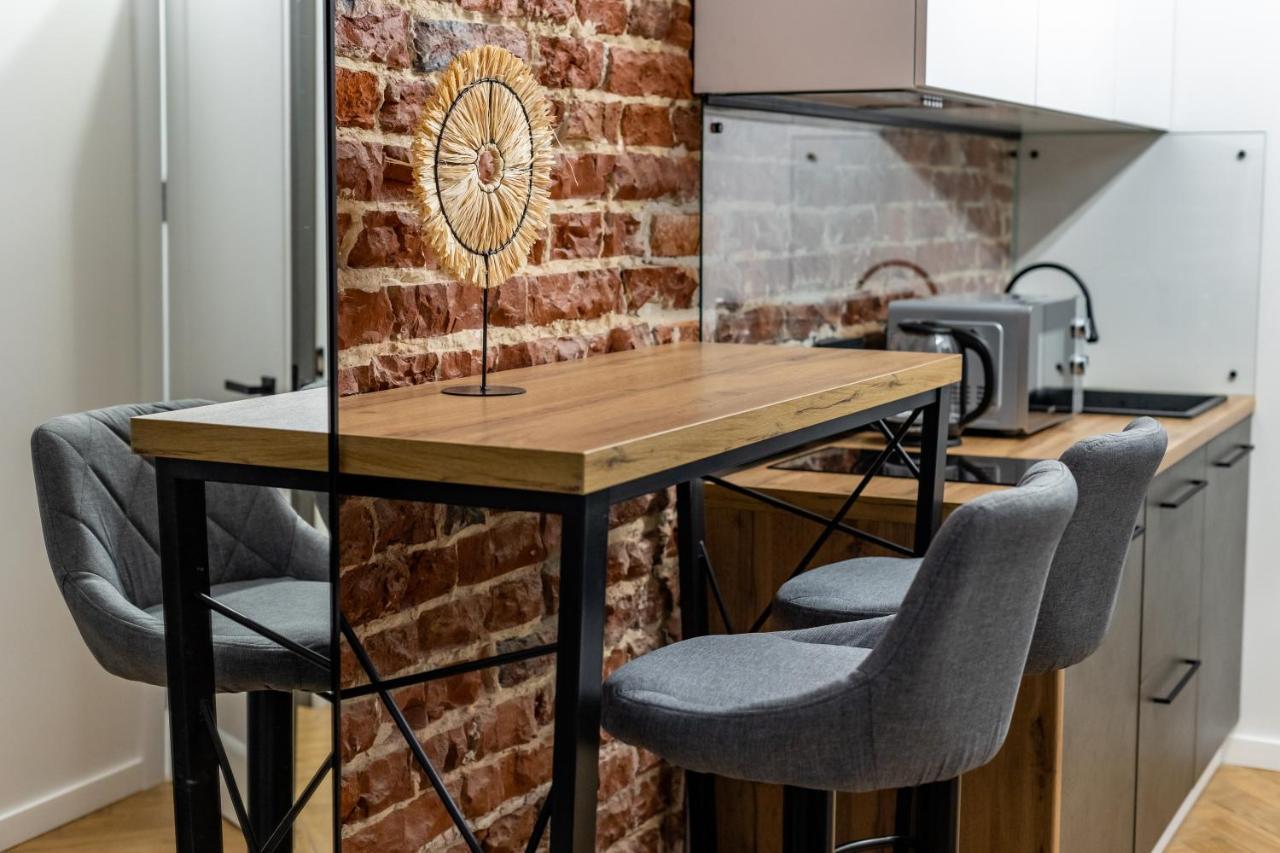 Apartament Romari Таманська 12 Lwów Zewnętrze zdjęcie
