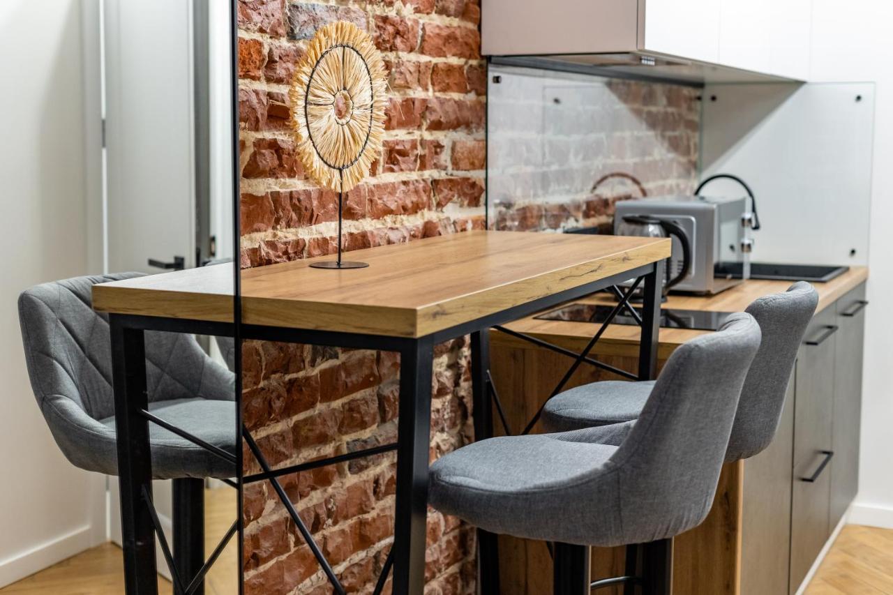 Apartament Romari Таманська 12 Lwów Zewnętrze zdjęcie