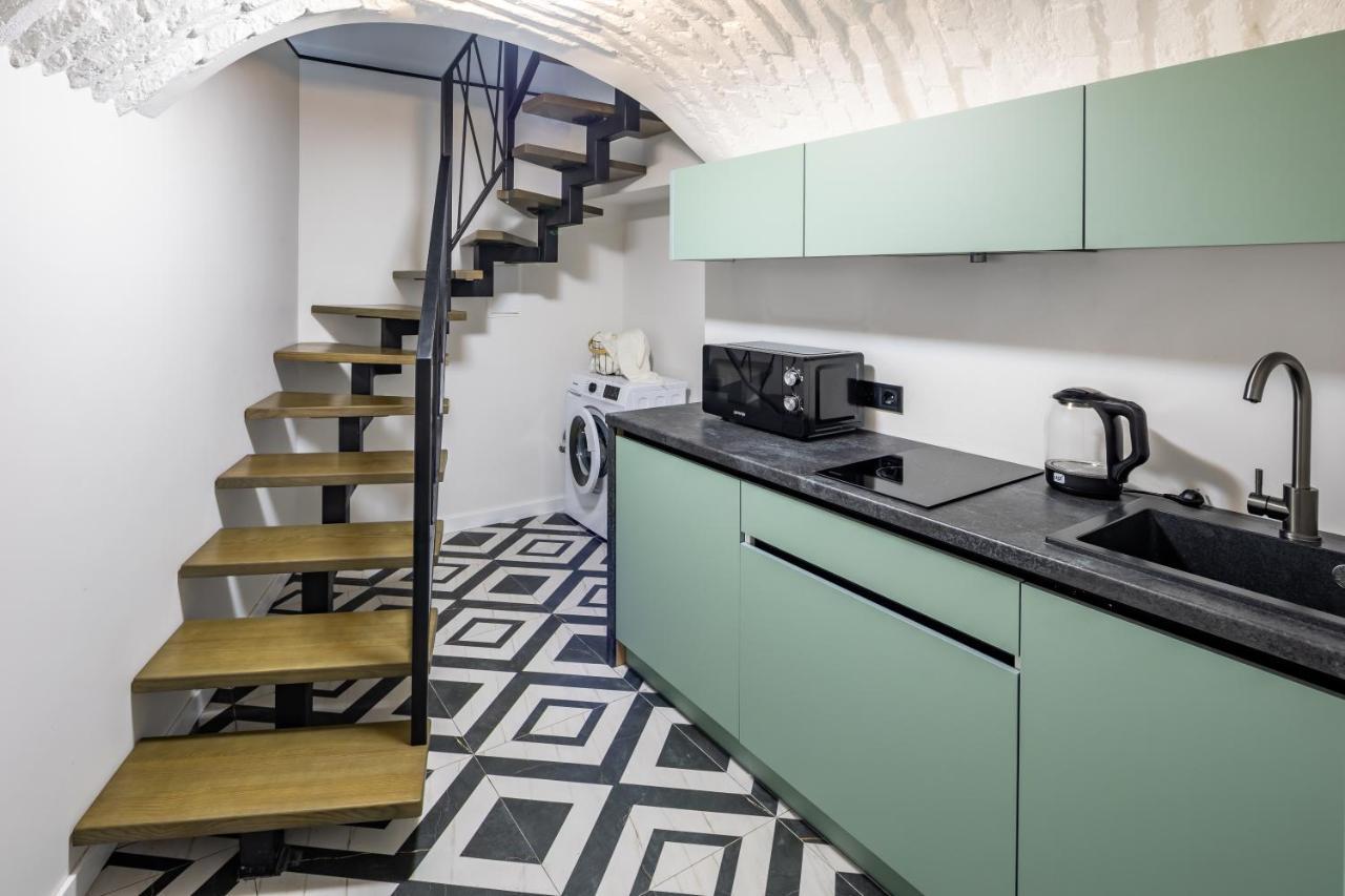 Apartament Romari Таманська 12 Lwów Zewnętrze zdjęcie