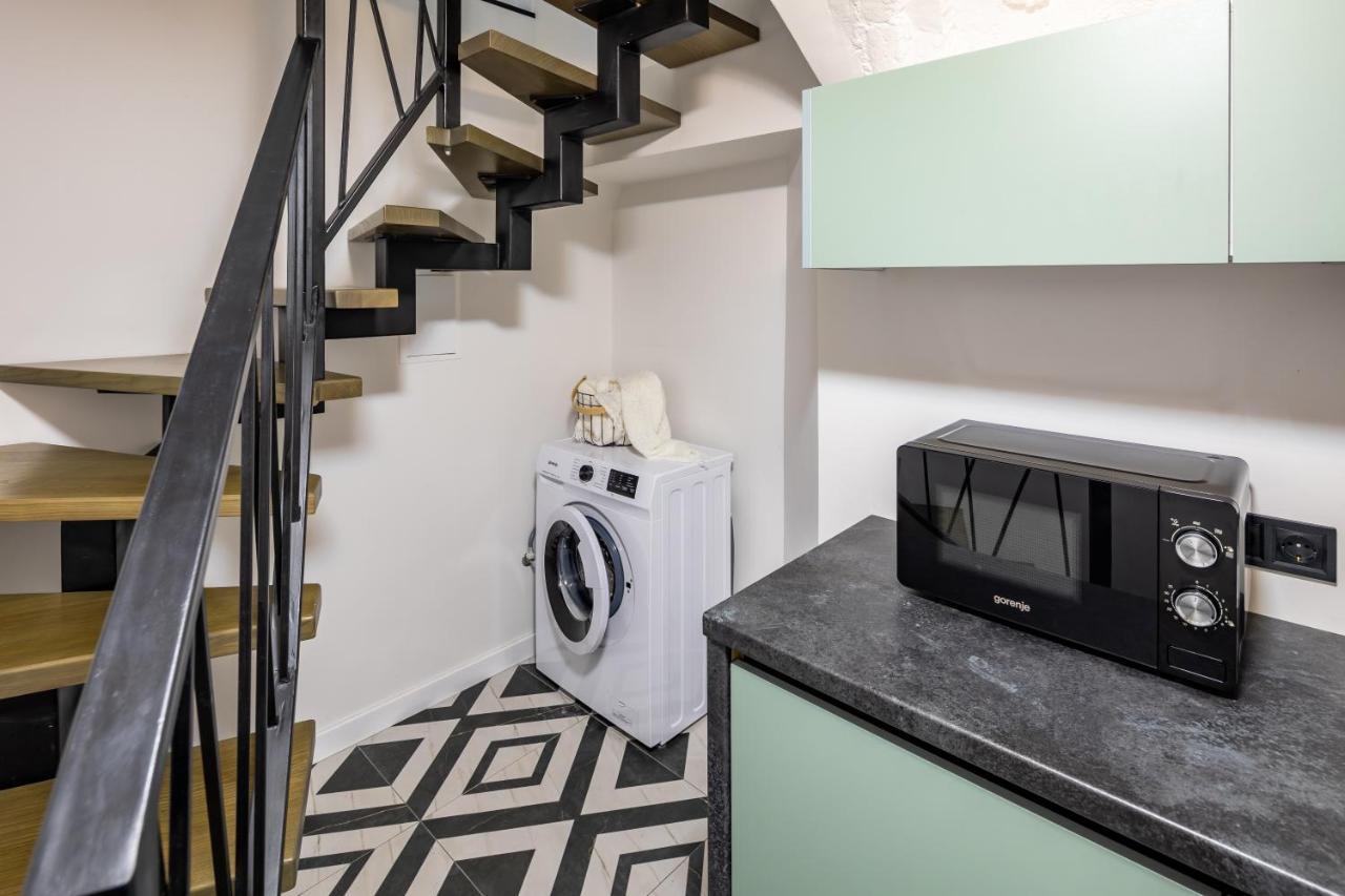 Apartament Romari Таманська 12 Lwów Zewnętrze zdjęcie